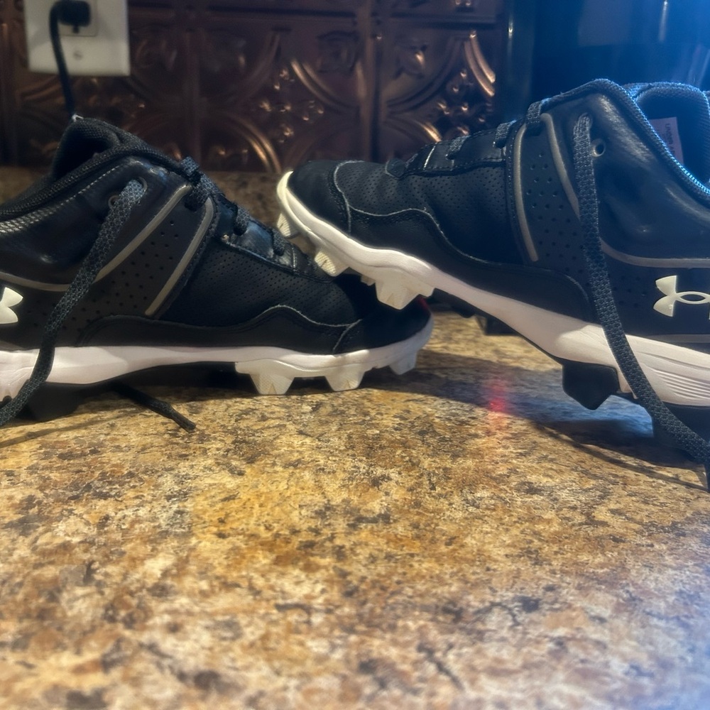 Under Armour Kids Black and White Sneakers
